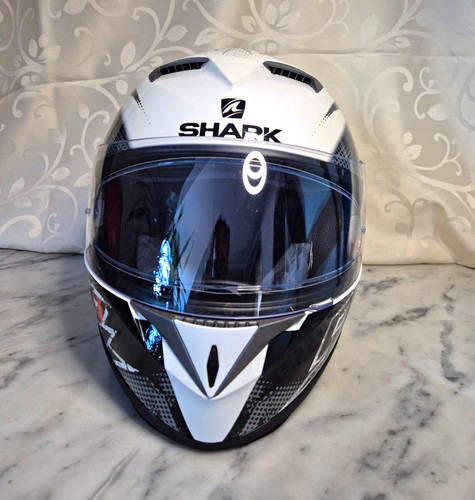 Motorradhelm der marke shark - der,